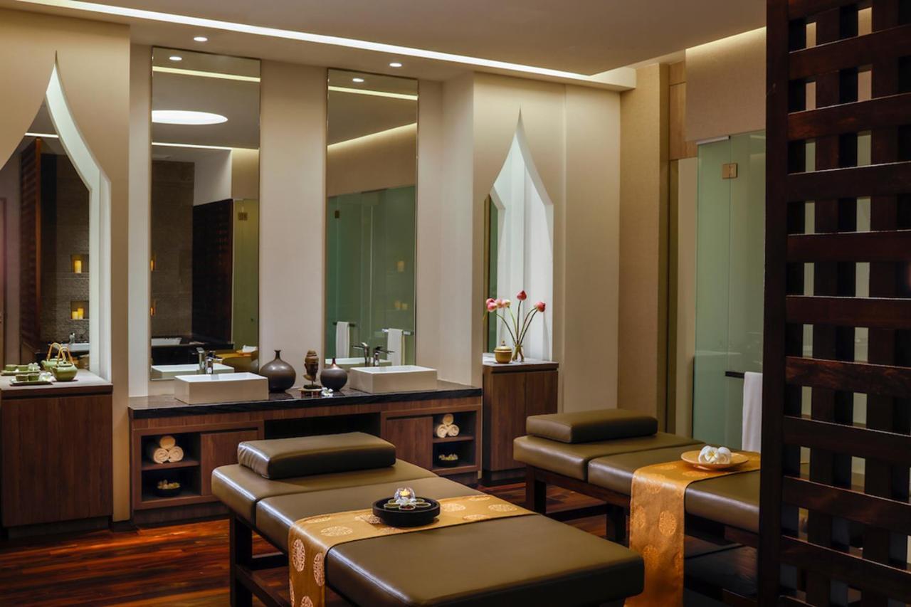 Dusit Thani Laguna Singapura Exterior foto A spa at the Taj Mahal Palace, Mumbai, India