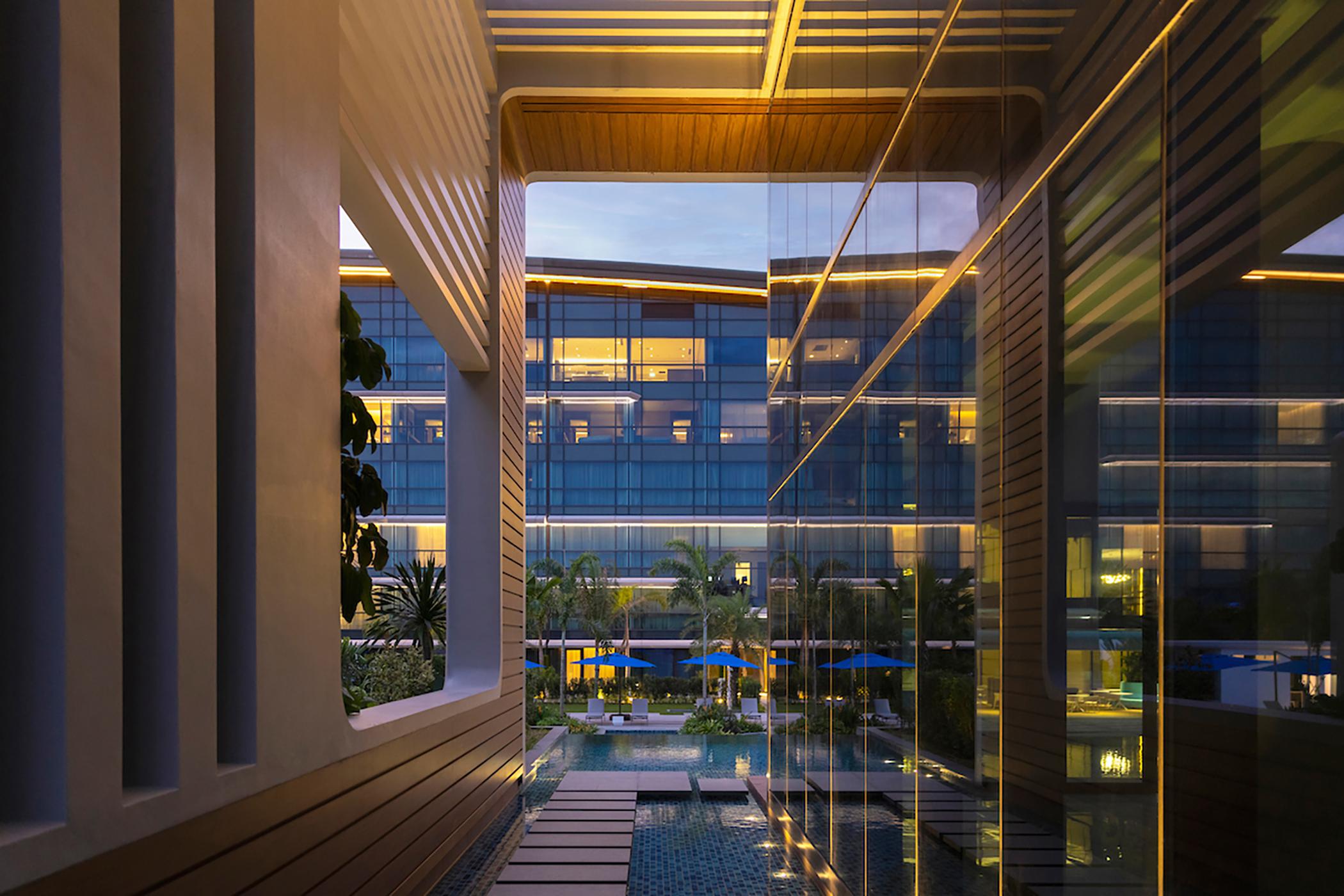 Dusit Thani Laguna Singapura Exterior foto The interior of the building