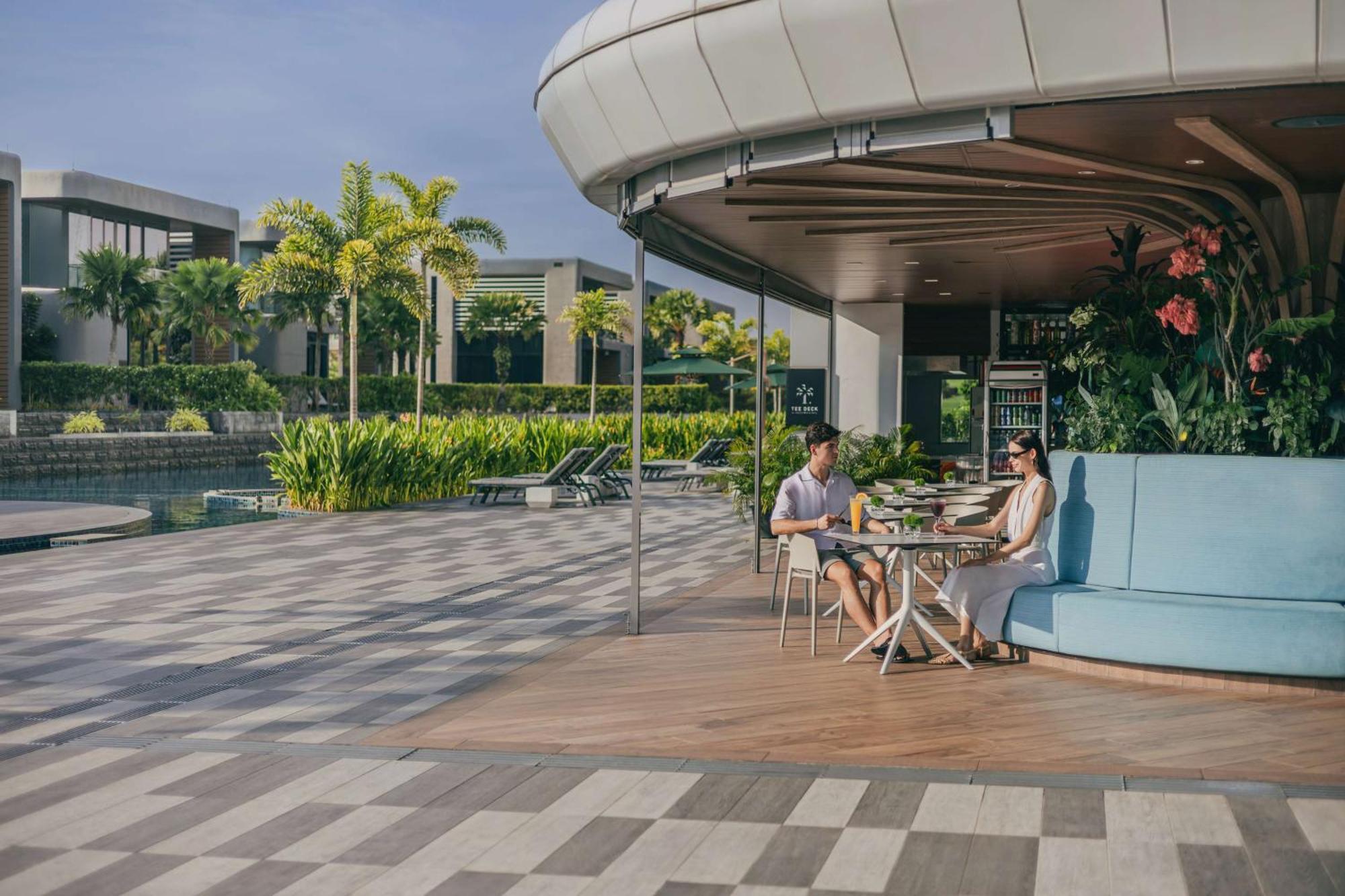 Dusit Thani Laguna Singapura Exterior foto The outdoor area of the hotel